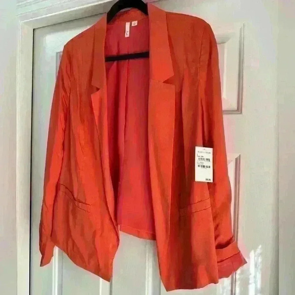 Frenchi Blazer Jacket New Standout Outerwear Color Business Or Casual Size Large - Picture 1 of 8
